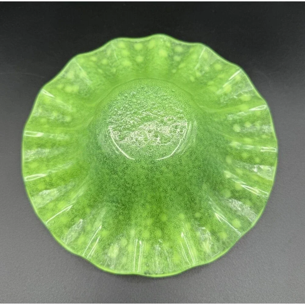 Vintage Murano Art Glass Green Clamshell Bowl 7